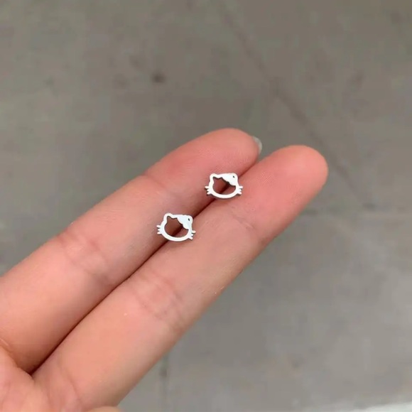 SILVER HELLO KITTY Stainless Steel Minimalist Stud Earrings With Gift Bag - Picture 4 of 7